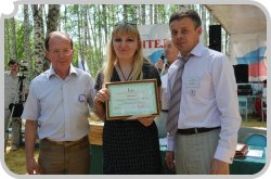 Виктория Голобородова стала победителем журналисткого конкурса «Почётное звание - школьный учитель» в номинации «Лучшая радиопередача». -  достижения интернет радио ДИАЛОГ